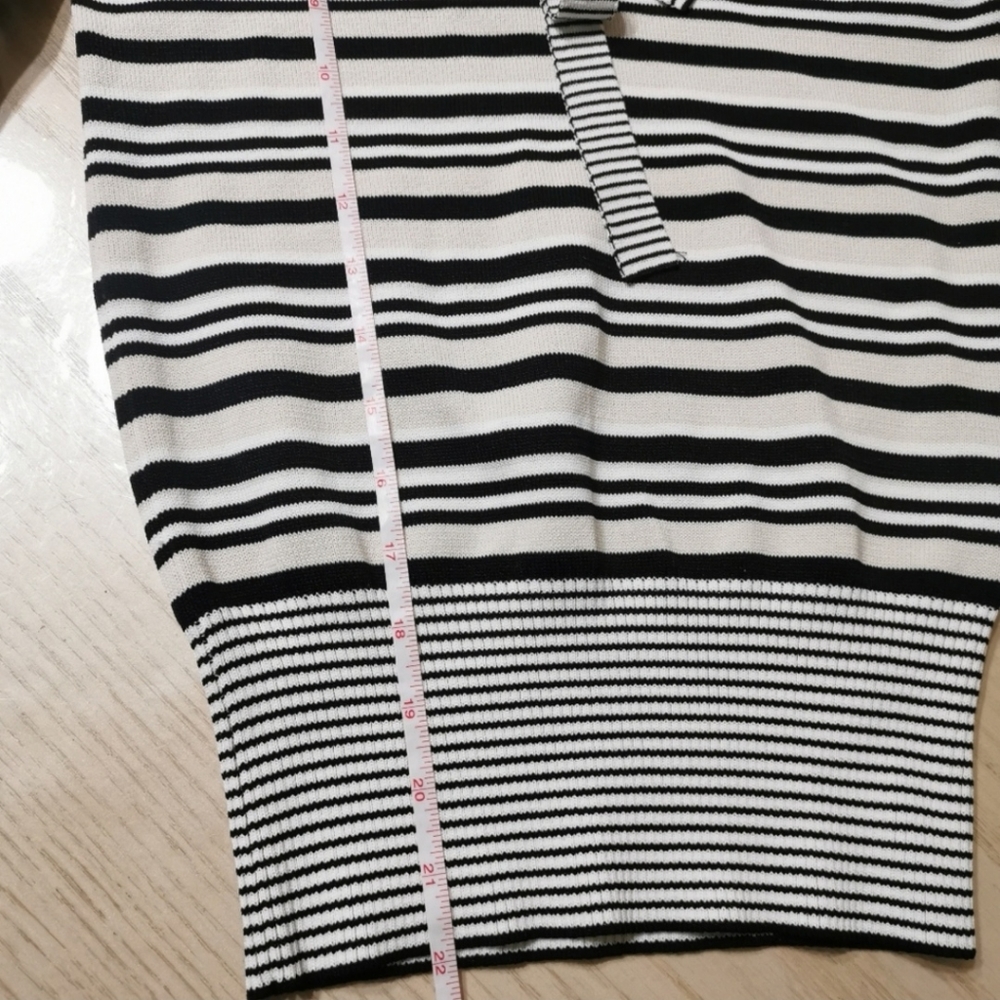 Jessica Sweater - Picture 6 of 7